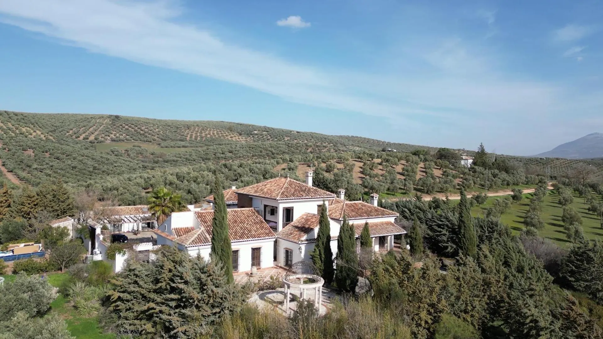 New! Your Ultimate Luxury Finca With 11Br, Pool, Jacuzzi, Gym And Sauna Just 30 Minutes From Malaga! Villanueva del Rosario
