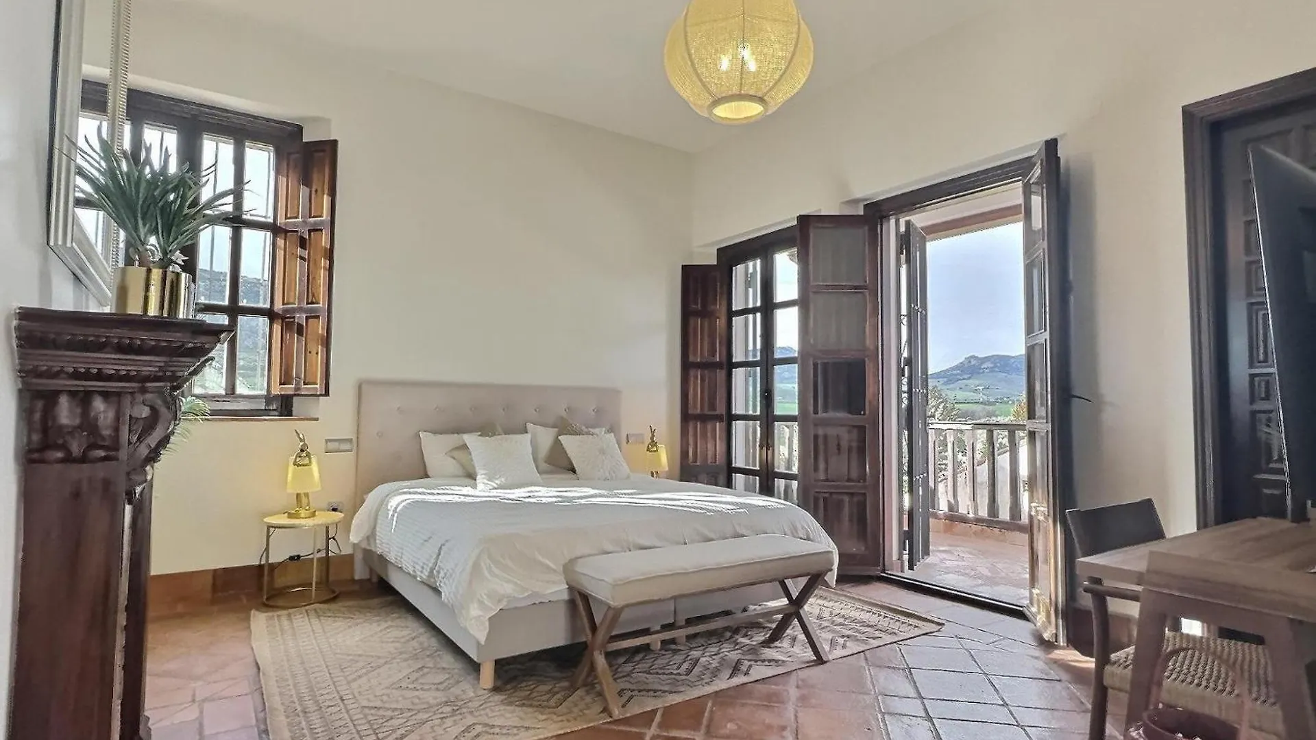 New! Your Ultimate Luxury Finca With 11Br, Pool, Jacuzzi, Gym And Sauna Just 30 Minutes From Malaga! Villanueva del Rosario Spain