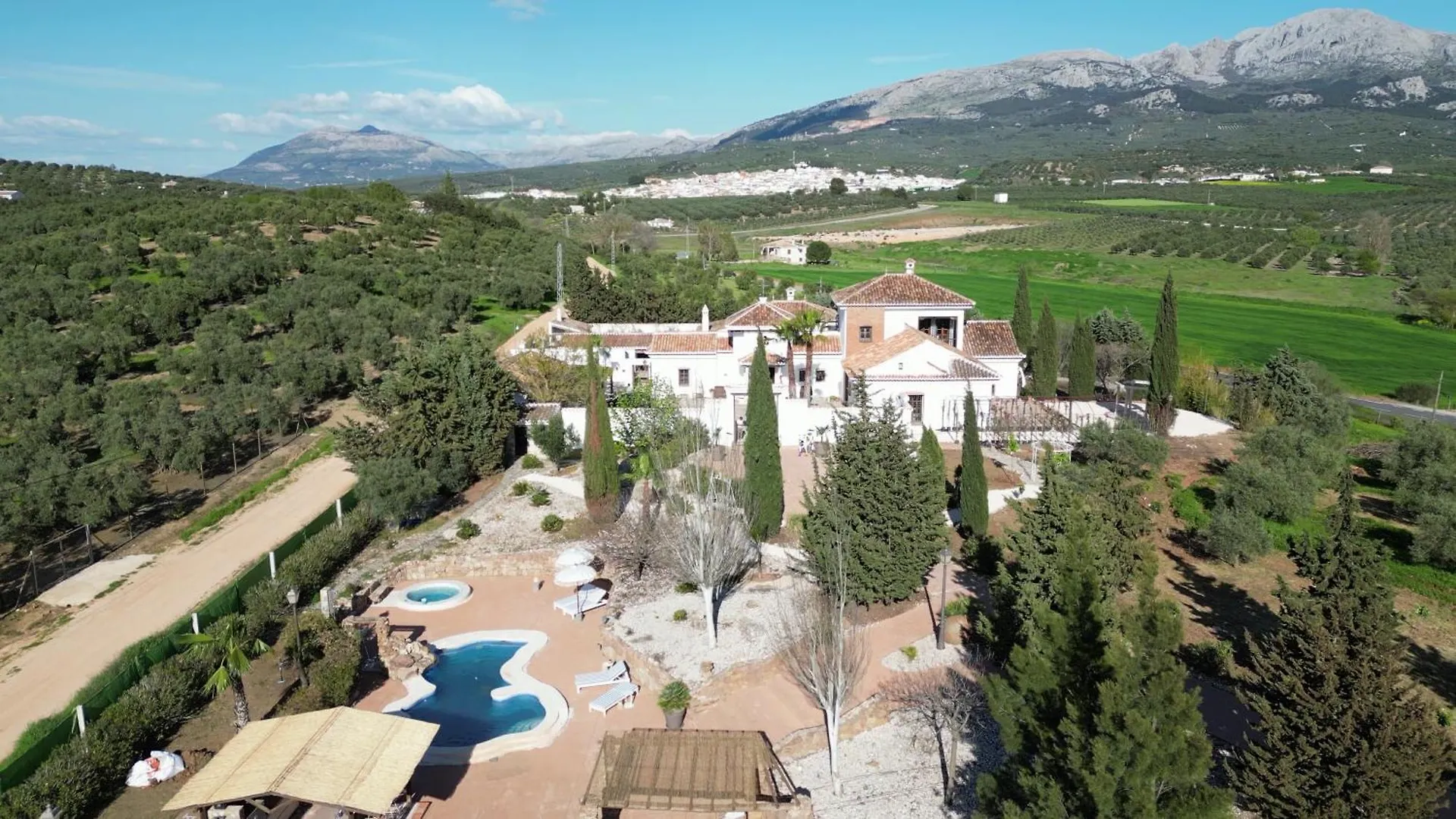 New! Your Ultimate Luxury Finca With 11Br, Pool, Jacuzzi, Gym And Sauna Just 30 Minutes From Malaga! Villanueva del Rosario 0*,