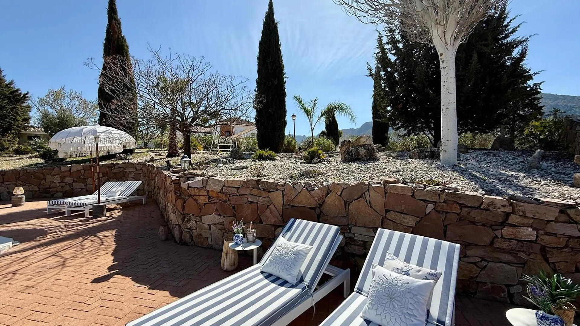 New! Your Ultimate Luxury Finca With 11Br, Pool, Jacuzzi, Gym And Sauna Just 30 Minutes From Malaga! Villanueva del Rosario