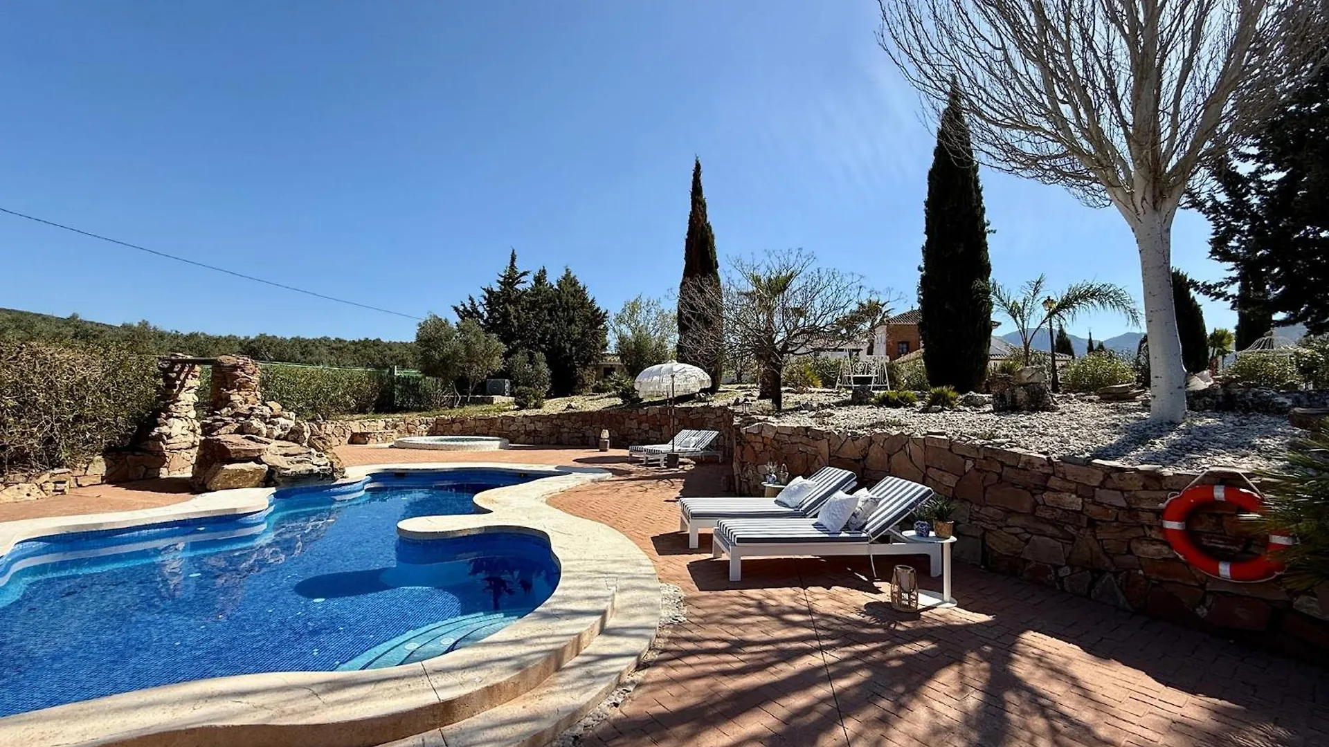 New! Your Ultimate Luxury Finca With 11Br, Pool, Jacuzzi, Gym And Sauna Just 30 Minutes From Malaga! Villanueva del Rosario